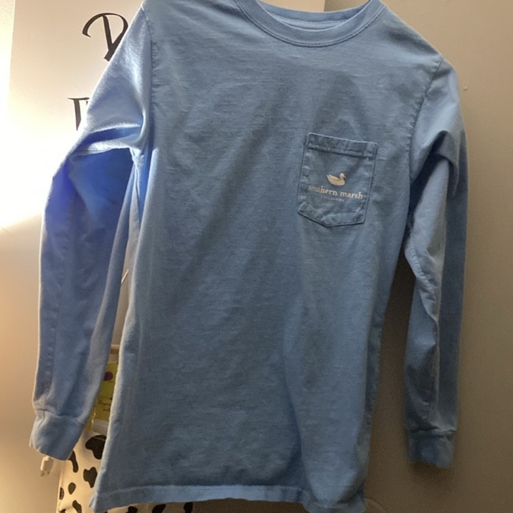 Southern Marsh Long Sleeve Tshirt like new!